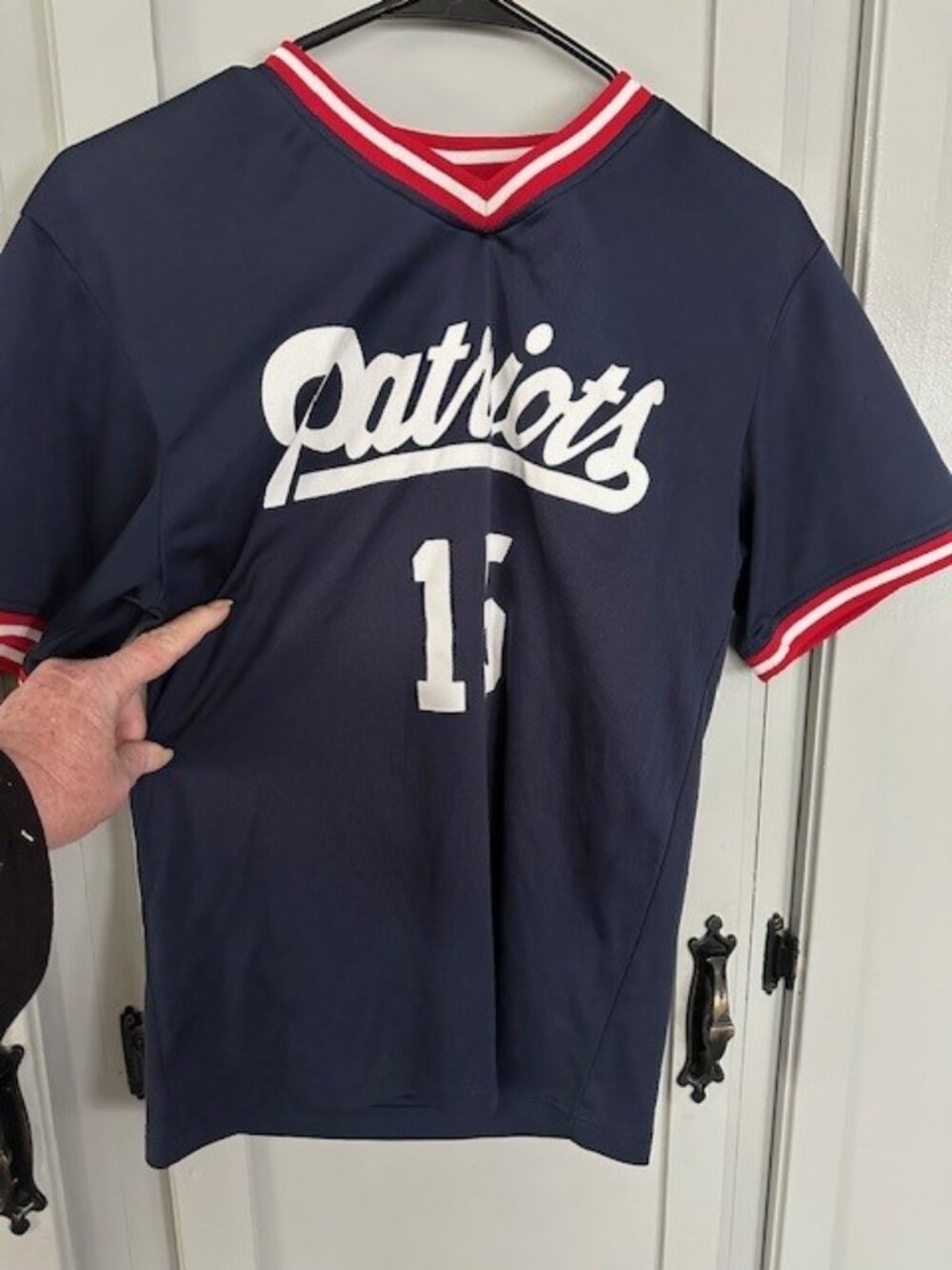 Adult Small Patriots Shirt